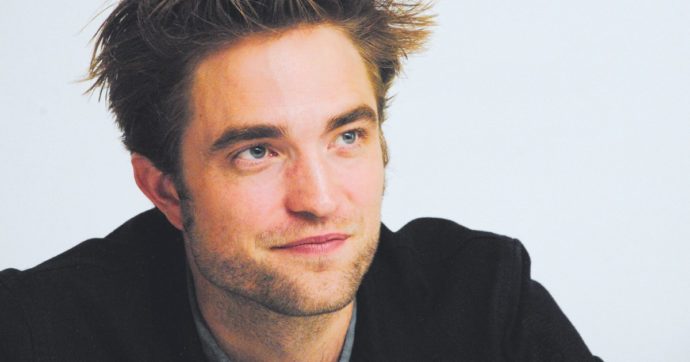 Copertina di Pattinson rinasce sette volte e si fa strada Eastwood junior