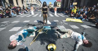 Copertina di Sgominati i “baby-terroristi” “armati” di vernice e t-shirt