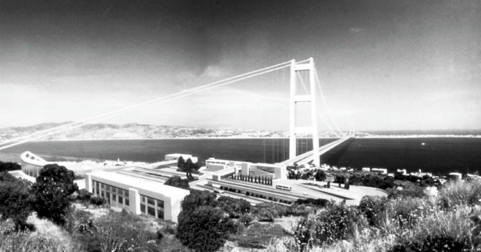 Copertina di Ponte di Messina scempio italiano