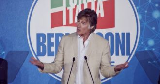 Copertina di Alla convention di Forza Italia compare anche Ronn Moss, l’attore di “Ridge” in Beautiful: “Grazie al presidente Berlusconi per l’invito”