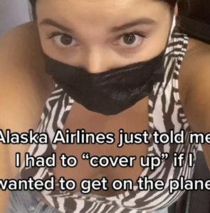 “Copriti il seno o scendi dall’aereo”: il video postato su TikTok. Ecco cosa è accaduto