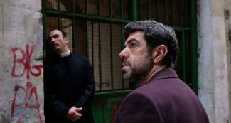 Copertina di Oscar 2023, Nostalgia di Mario Martone il candidato italiano. Favino: “Orgoglioso e felice”