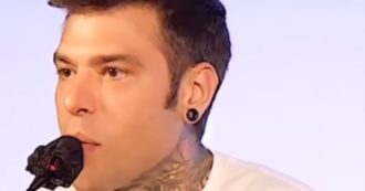 Fedez risponde alle polemiche sugli audio della sua seduta dallo psicologo: “Giornalisti che mi danno del narcisista… ‘Non faccio la lotta nel fango coi maiali