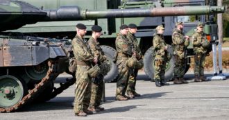 “Accordo tra i Paesi Nato: nessun tank o caccia a Kiev per evitare le rappresaglie russe”. Ecco perché l’Alleanza non ha inviato mezzi pesanti