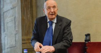 Copertina di Morto Ciriaco De Mita, ex presidente del Consiglio e storico segretario della Dc. Dalla Balena bianca ai duelli sul referendum 2016