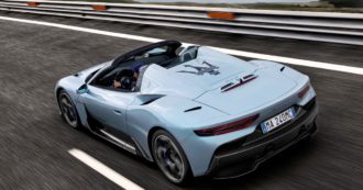 Copertina di Maserati, spider con  il “Cielo” di cristallo