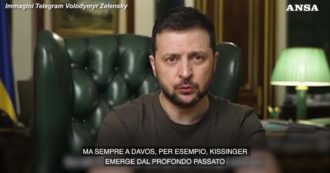 Copertina di Guerra in Ucraina, Zelensky: “Chi ci consiglia di dare territori alla Russia non tiene conto delle persone comuni” – Video