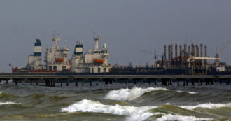 Copertina di Sempre più petrolio russo in mare diretto verso l’Asia. E Mosca “salva” lo Sri Lanka dalla penuria di carburanti