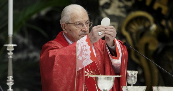 Copertina di Addio cardinal Sodano, fu “ministro” di 2 Papi