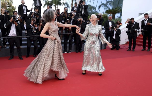 Festival di Cannes, i voti al look sul red carpet: ecco i vip peggio vestiti e i più applauditi – FOTO Festival di Cannes, i voti al look sul red carpet: ecco i vip peggio vestiti e i più applauditi – FOTO