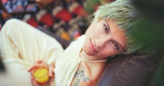 Copertina di “Ho la famiglia ‘contadina’: basta inquinare con i tour”