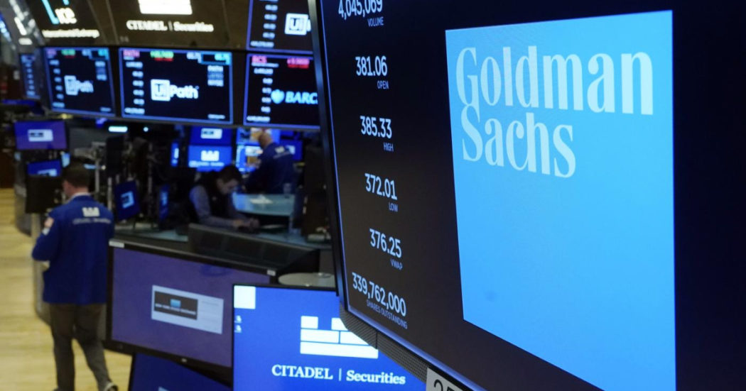 Goldman Sachs verso il licenziamento di 4mila persone. “Verranno tagliati i dipendenti con le prestazioni peggiori”