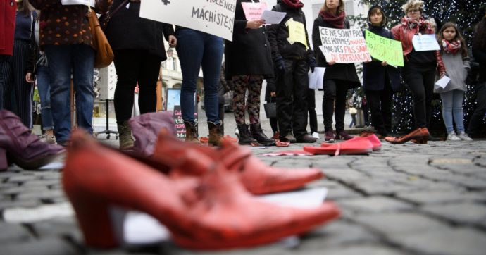 Copertina di Un’altra donna, tutte le donne: viaggio al cuore della violenza (e della colpa)