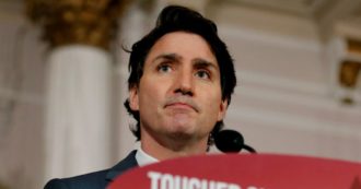 Copertina di Canada, Trudeau annuncia stretta sulle armi dopo la strage in Texas: “Vogliamo vietare il commercio di pistole”