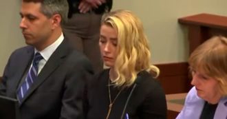 Copertina di Processo Depp-Heard, il momento della lettura della sentenza: la reazione dell’ex moglie dell’attore presente in aula