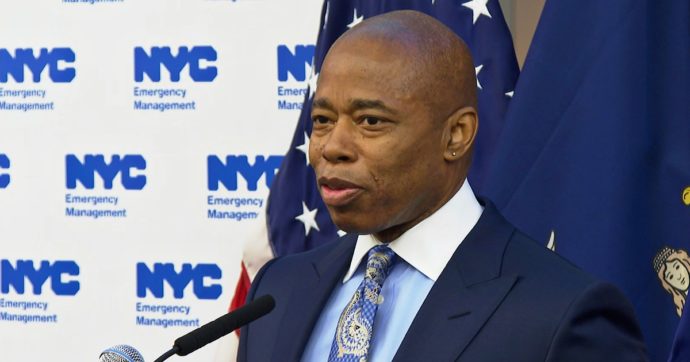 New York, troppe armi e boom di sparatorie in città: il sindaco verso la dichiarazione dello stato d’emergenza