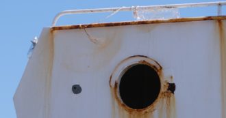 Copertina di Motovedetta libica spara verso pescherecci italiani a nord di Bengasi, in acque internazionali. Nessun danno né feriti