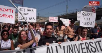 Copertina di Genova, in 500 al corteo contro la guerra e le banche coinvolte nella vendita di armi: “Profitti che provocano morte e distruzione”