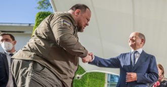 Copertina di Il Parlamento vota più armi: 2 tedeschi su 3 sono contrari