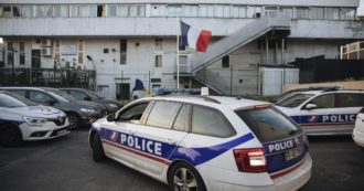 Copertina di Parigi, sparatoria a Montmartre: la polizia apre il fuoco, due persone ferite in modo grave