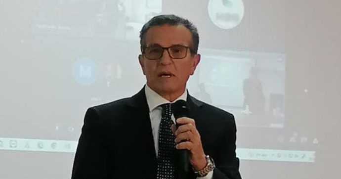 Calabria, il consigliere regionale del M5s Francesco Afflitto indagato per falsità ideologica