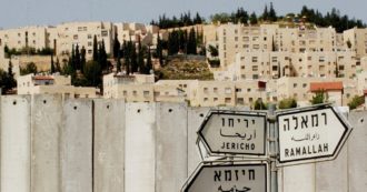 Copertina di Palestinesi. Faida tra Anp e Hamas: la lite è pure sulle tasse