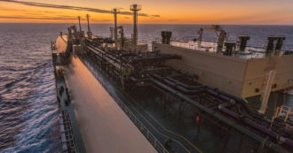 Copertina di Via libera dagli Stati Uniti: Eni e Repsol potranno ricominciare a esportare in Europa petrolio venezuelano