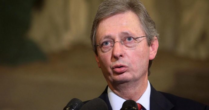 Lista dei “putiniani”, Casson: “Grave controllare le opinioni: Draghi ora deve chiarire”