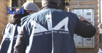 Copertina di Camorra, decapitato il clan Mallardo: il boss gestiva i traffici dalla poltrona del dentista