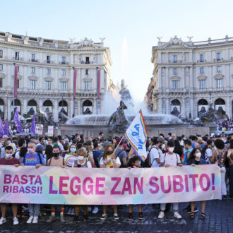 Copertina di Gay Pride, ha ancora senso partecipare alla sfilata?