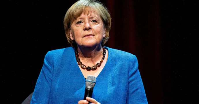 La prospettiva di Merkel: “La mia trattativa con Putin? È una tristezza che non sia riuscita, ma non mi rimprovero di aver tentato”