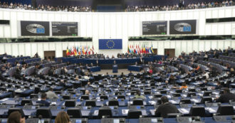 Europarlamento, emendamento per la via diplomatica alla pace in Ucraina: FdI, Forza Italia, renziani e parte del Pd votano contro