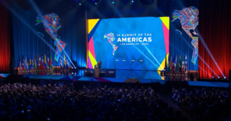 Usa, il vertice delle Americhe lascia fuori la politica: gli esclusi creano un incontro parallelo