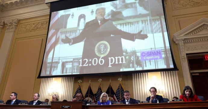 Trump, lo show è assicurato: la sfida del 2024 è già cominciata