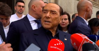 Copertina di Milano, Berlusconi al seggio: “Se fossi presidente della Repubblica parlerei con Putin. L’ho chiamato, ma non mi risponde più”