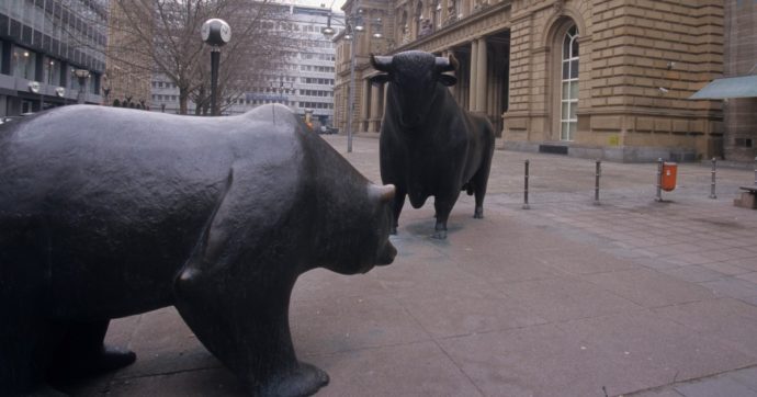 Stretta della Fed e timori di recessione nel 2023, Wall Street è entrata nella fase del “mercato orso”: ecco cosa vuol dire
