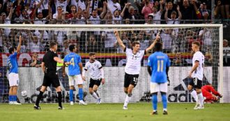Copertina di Vergogna azzurra: Italia travolta dalla Germania, finisce 5-2. I giovani di Mancini in balìa dei tedeschi