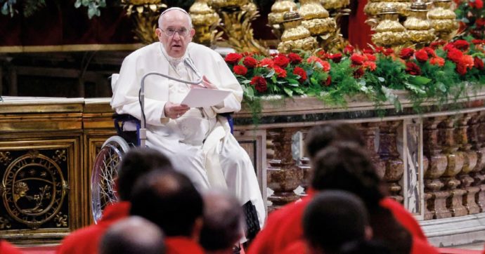 Il Papa insiste: “La Nato ha abbaiato alla Russia”. Ma il dialogo è in stallo