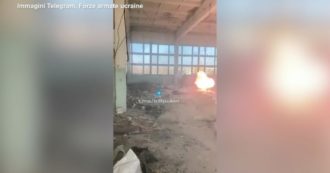 Copertina di Ucraina, Severodonetsk non si arrende: continuano i combattimenti e gli scontri a fuoco da dentro gli edifici – Video