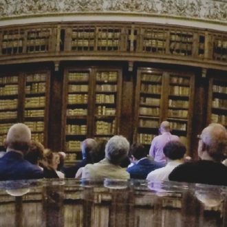 Copertina di Napoli, “sfratto” alla Biblioteca Nazionale (insultando Croce)