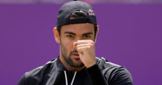 Copertina di Matteo Berrettini parla della rinuncia a Wimbledon per la positività al Covid: “Non ho seguito il torneo, ho visto Peaky Blinders”