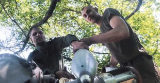 Copertina di Zelensky: “Ancora armi”. Ma Draghi: “Non le ha chieste”