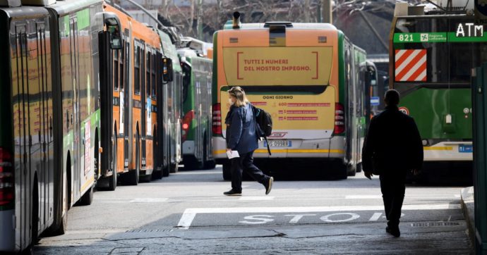 Milano-Limbiate, al posto del tram arriva il bus. Altro che sostenibilità!