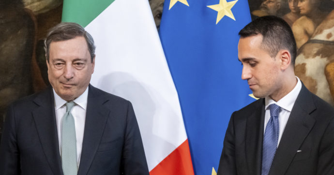 Faida M5S su bozza e armi Di Maio, ipotesi espulsione