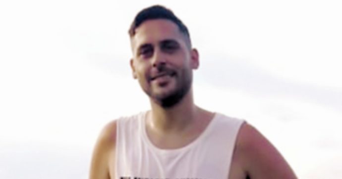 “Mio figlio, torturato in cella a Bali. E la Farnesina guarda”