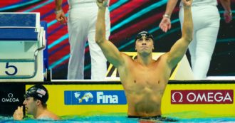 Copertina di Mondiali di nuoto, Nicolò Martinenghi vince l’oro nei 100 metri rana. Ed è record italiano