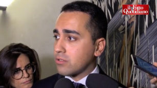 Copertina di Scissione M5s, quando Di Maio nel 2017 voleva “andare oltre la Nato”: “Siamo pazzi a portare truppe al confine con la Russia”