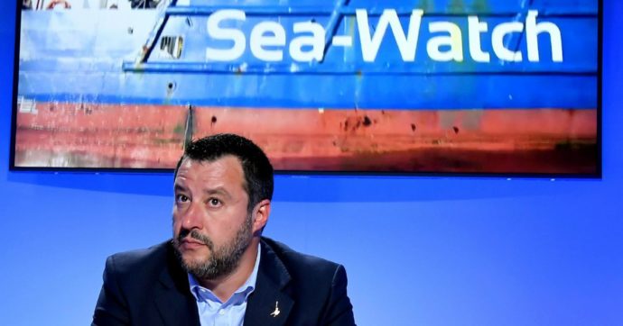 Copertina di Caso Salvini-Rackete, atti passano al Senato