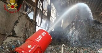 Copertina di Rogo a Malagrotta, “i focolai erano 2”. Al vaglio i filmati