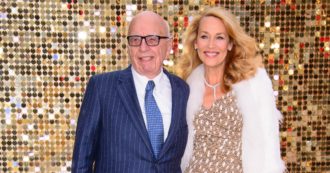 Copertina di “Rupert Murdoch divorzia a 91 anni da Jerry Hall: finisce così anche il suo quarto matrimonio”